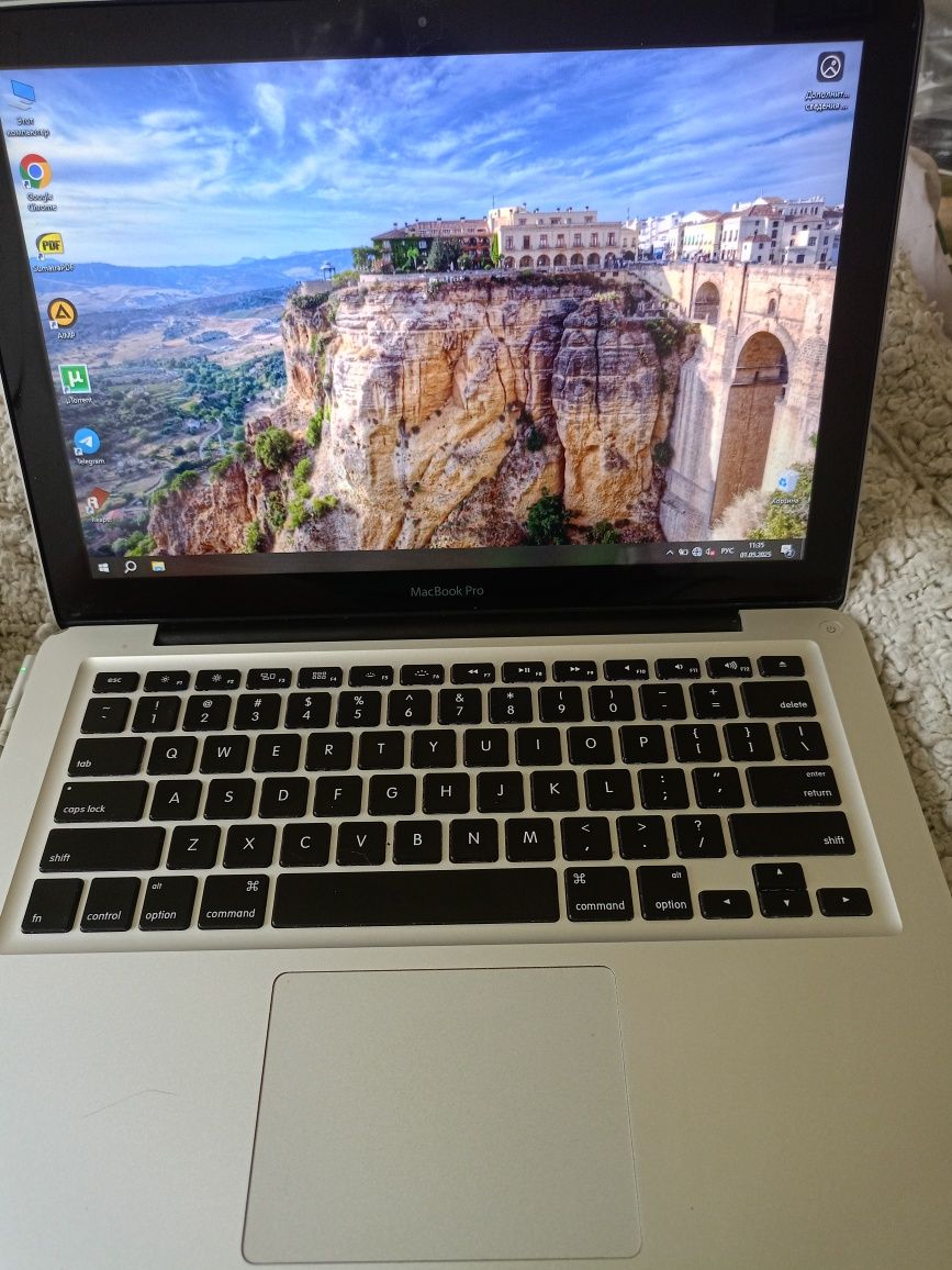 Продаю ноутбук - Mac book pro