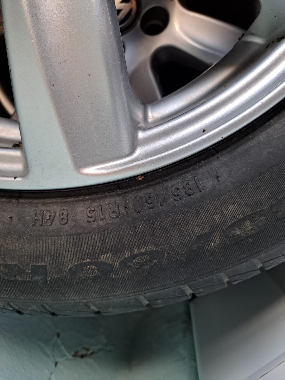 Комплект шины Пирелли 185/60/R15
