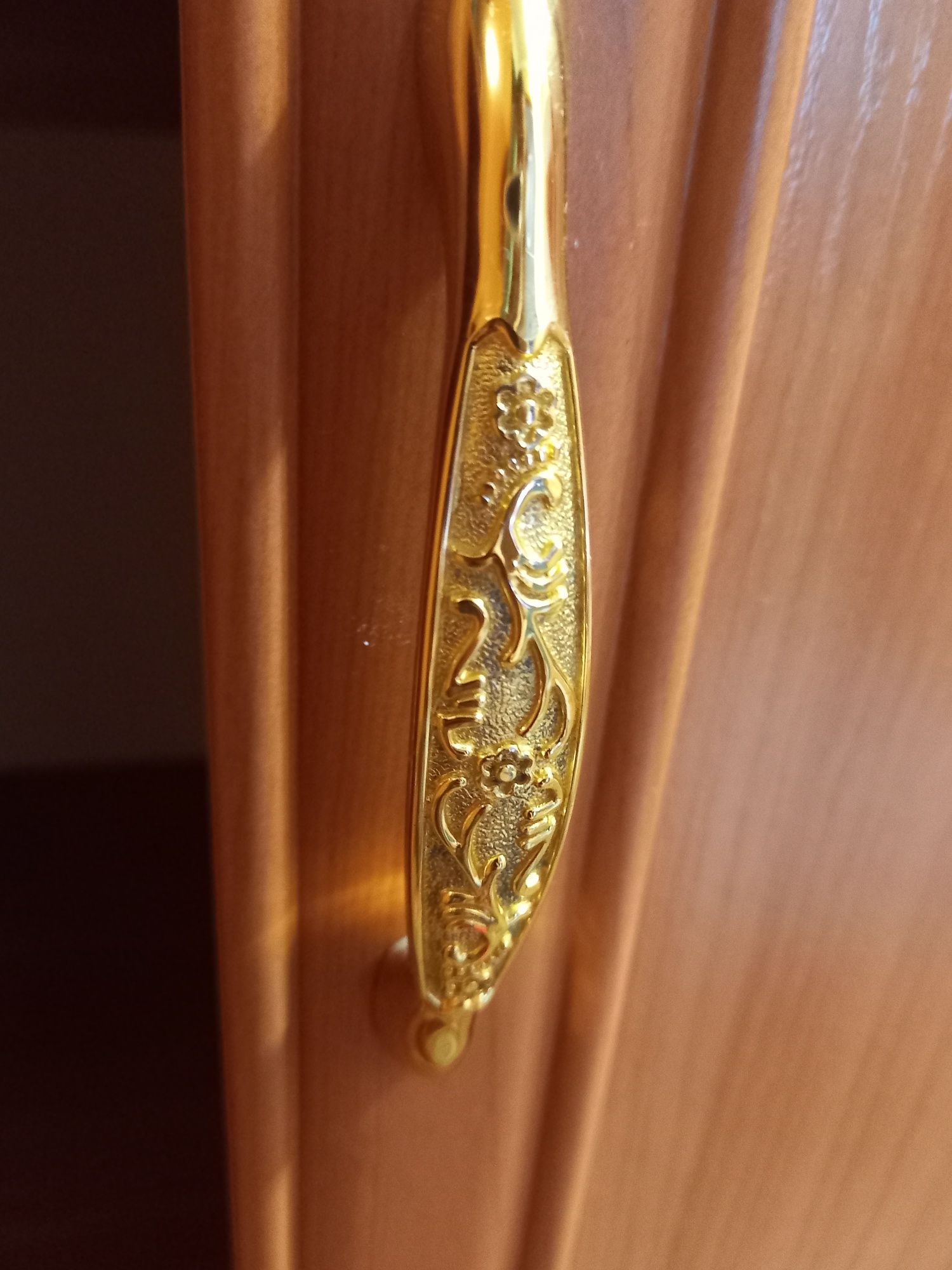 Шкаф(прихожая) продам