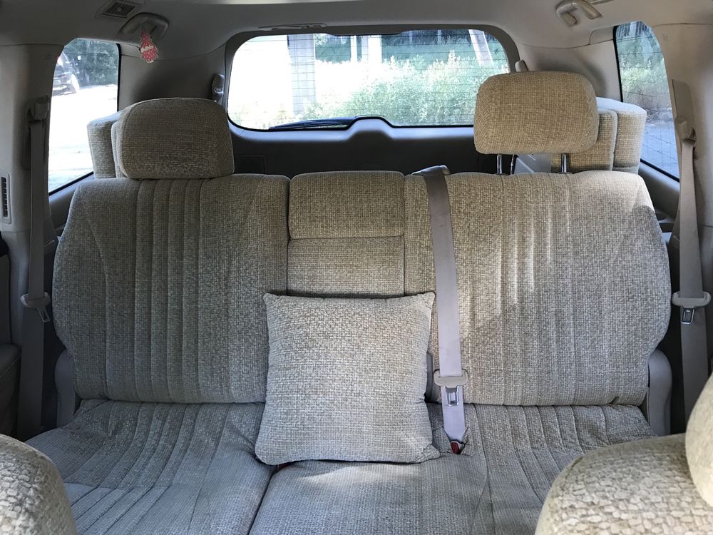 Аренда авто / Прокат Lexus LX 570 с водителем