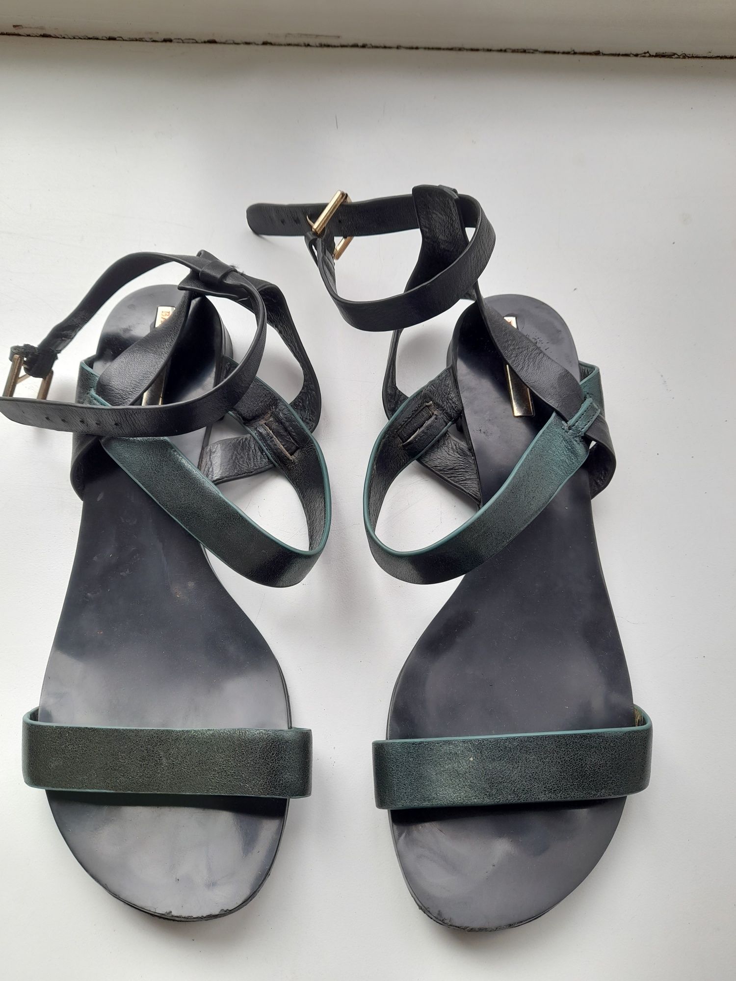Сандали Basconi кожа 38- 39р.