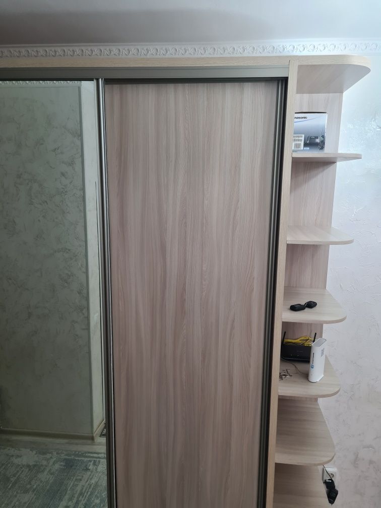 Шкаф для прихожей