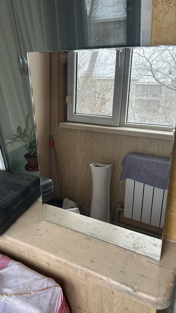 Продается зеркало состояние отличное