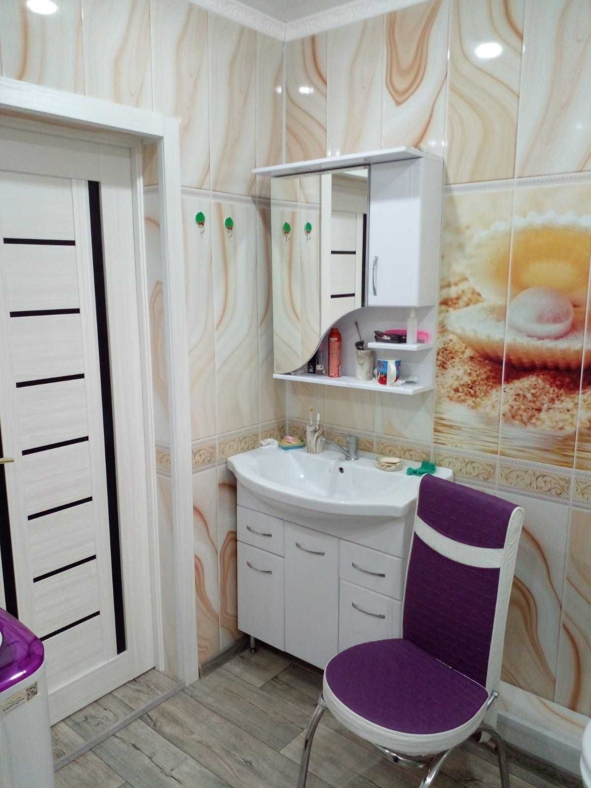 Продается бревенчатый дом с центральным отоплением