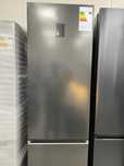 Холодильник Samsung RB38C776DB1/WT черный