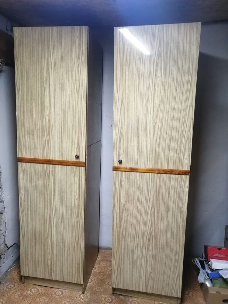 Продам шкафы