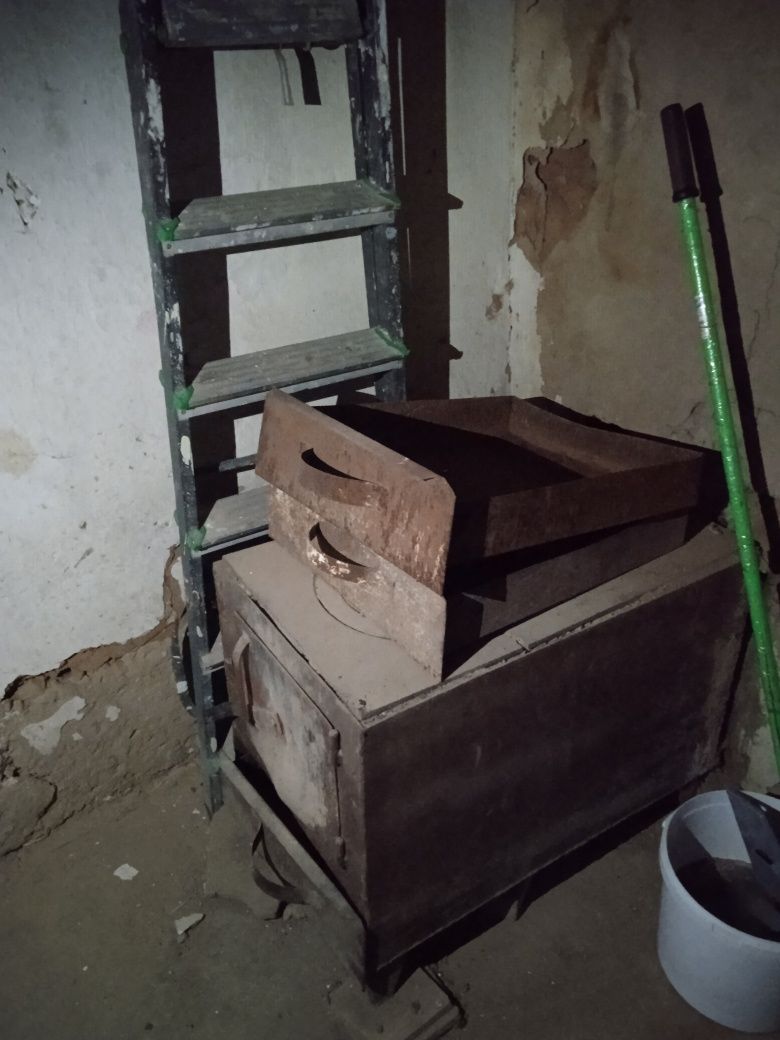 Продам железные печи и газ баллоны