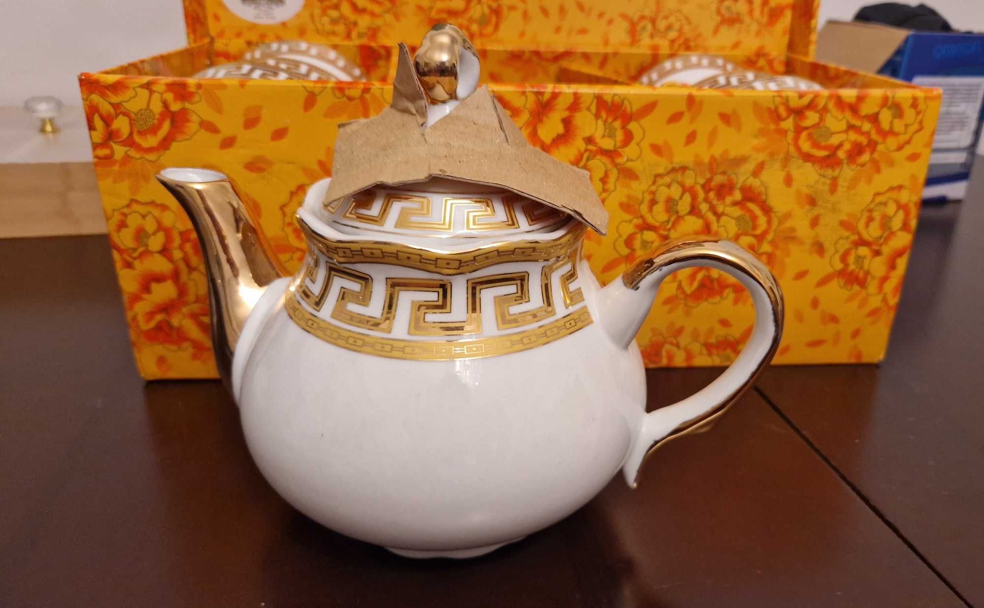 Новые наборы для чая и кофе из фарфора