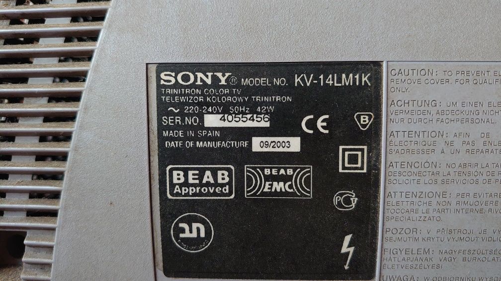 Продам телевизор Sony Trinitron KV-14LM1K