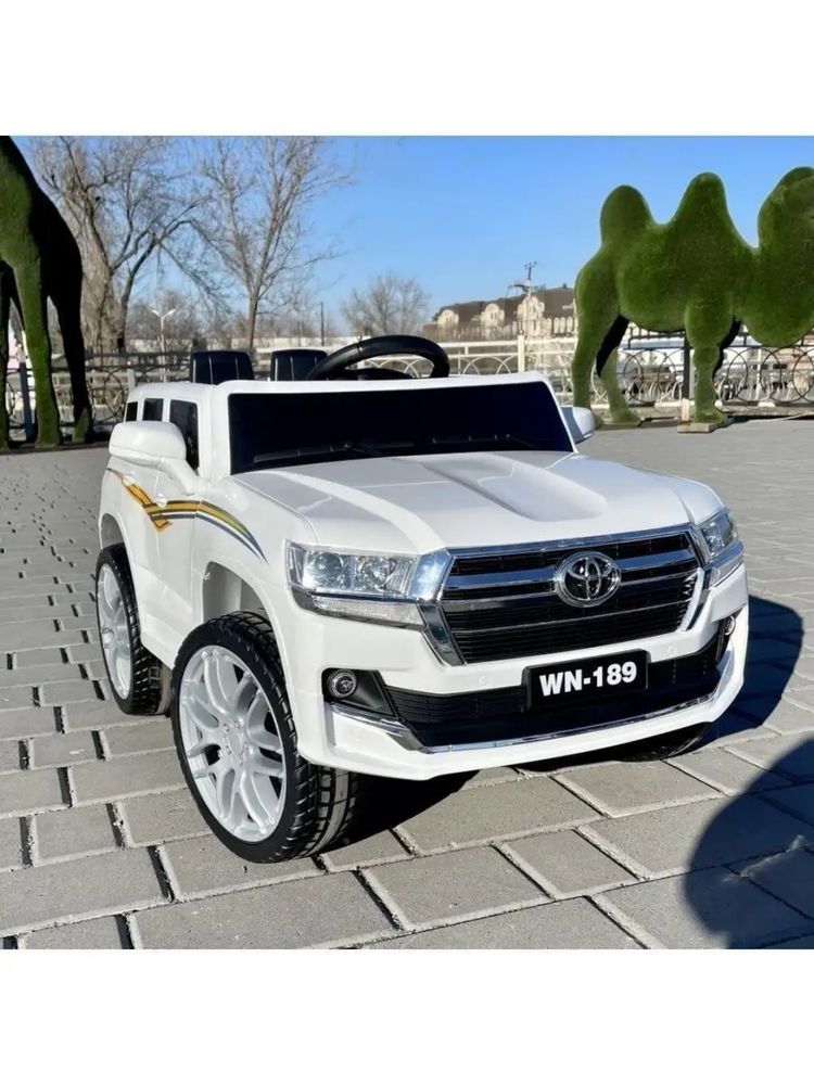Детский электромобиль Toyota LC200 бесплатная доставка
