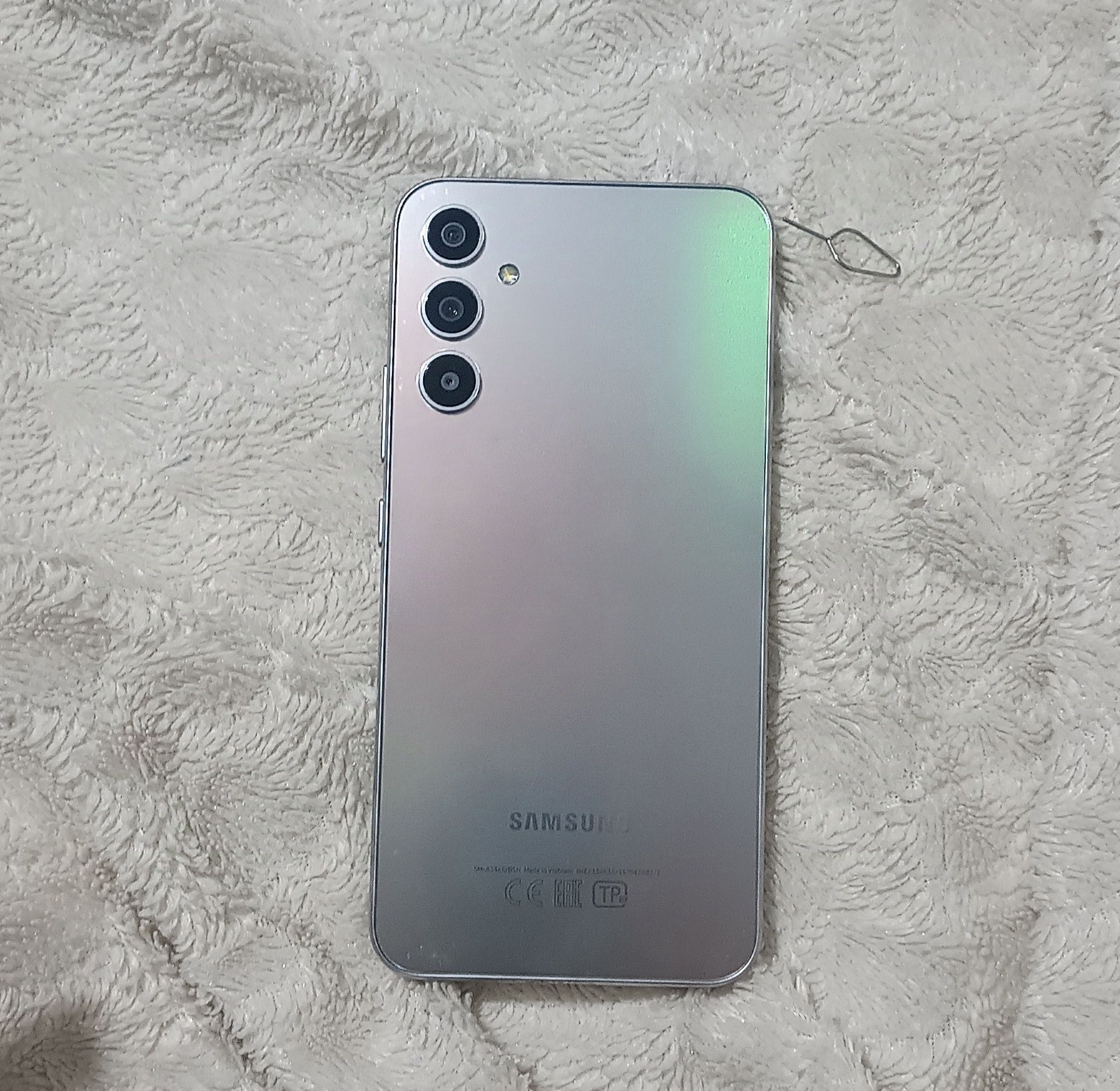 Samsung Galaxy A34 в идеальном состоянии