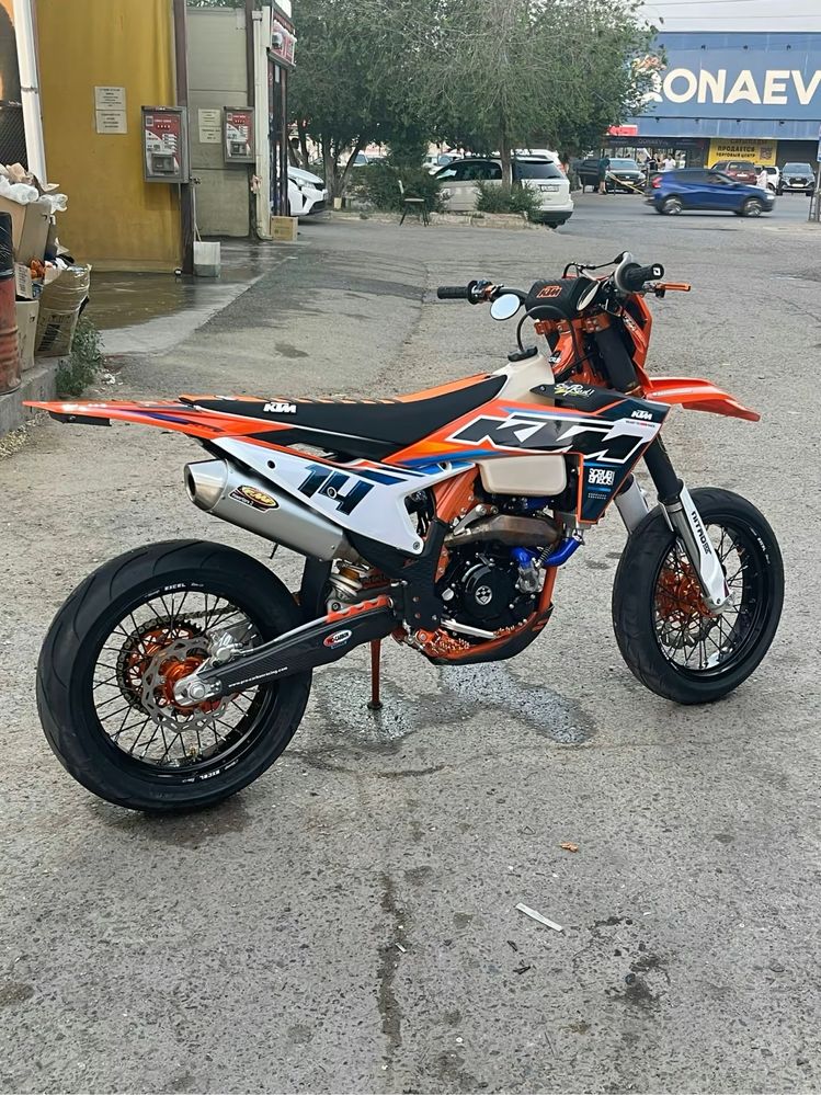 Kews k23 и Zuumav k8