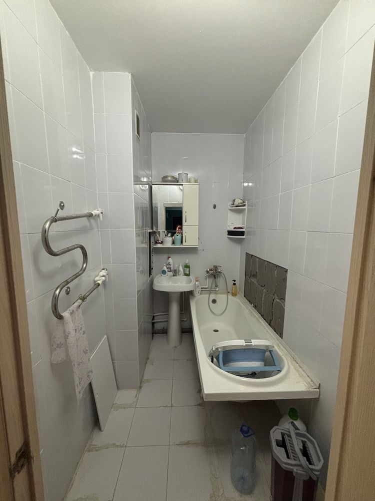 Продается квартира мкр Береке,9 дом