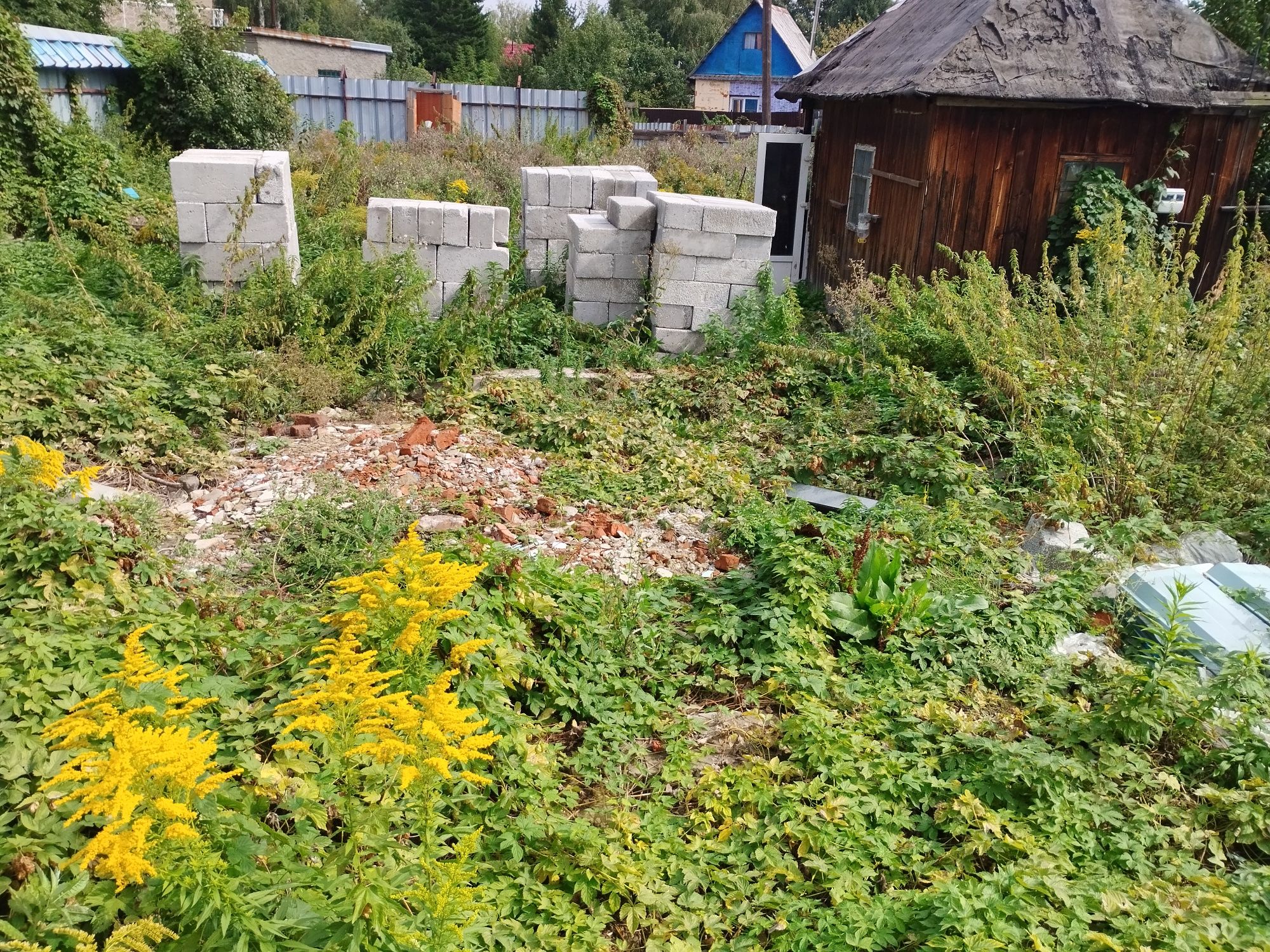 Срочно продам участок  р.Мирный