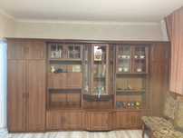 Стенка и стол со стульями 80.000