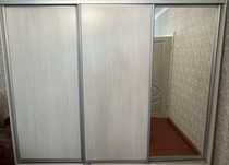 Шкаф-купе 250×212 см с зеркалом