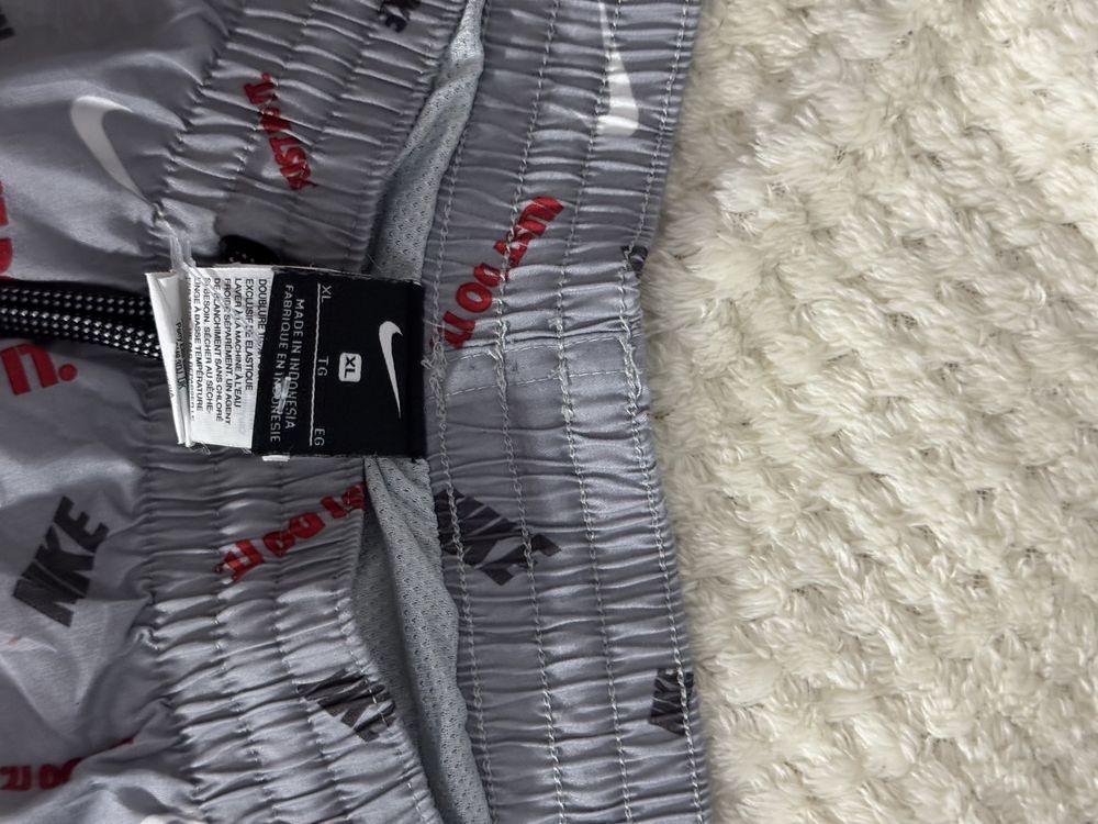 Мужские шорты nike L XL orig