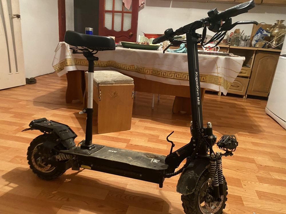 Скутер электронный kugookirin M5