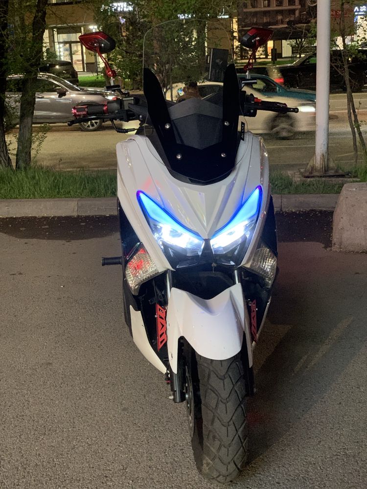 N max yamaha 180cc