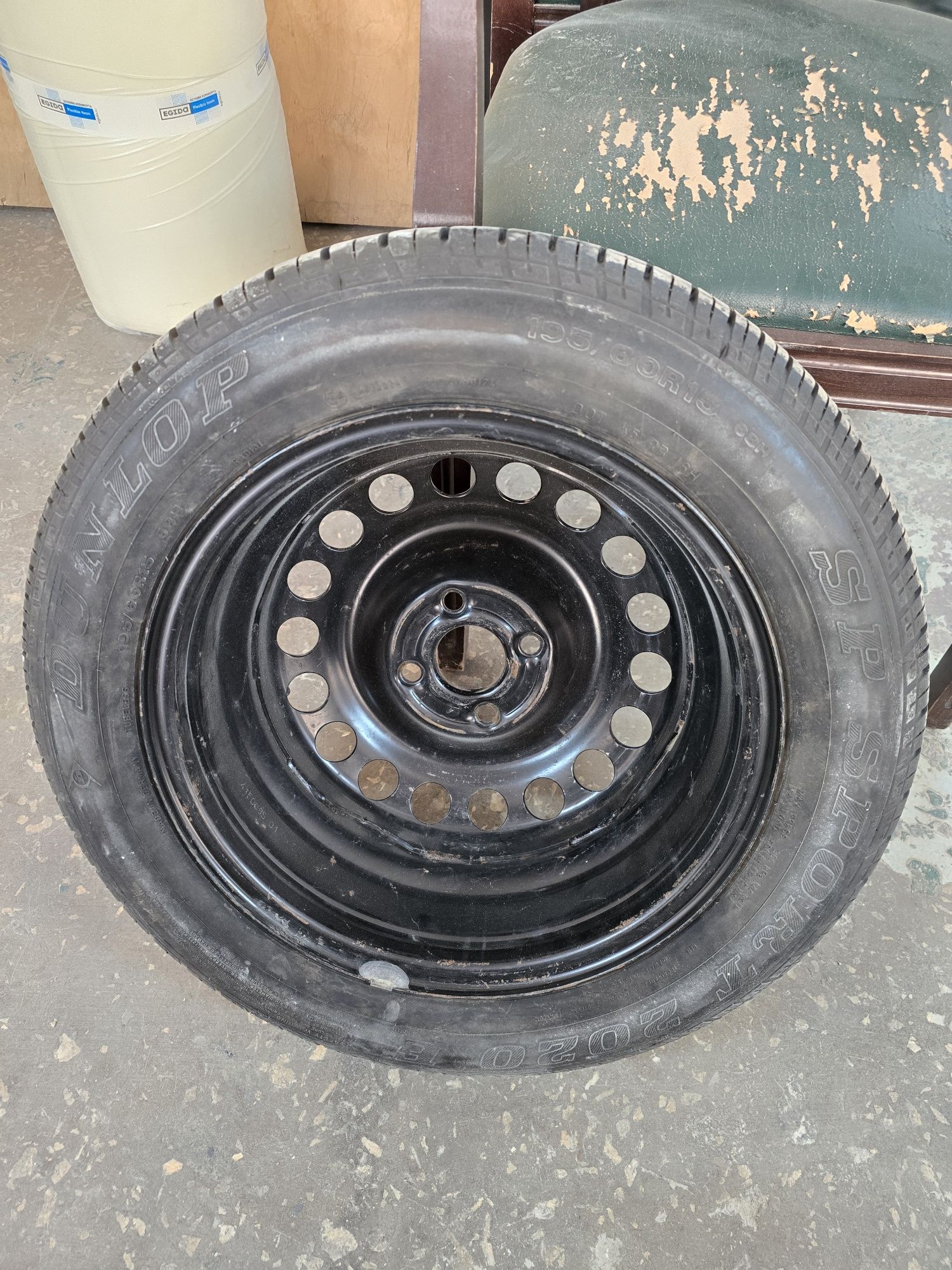 Продам запасное колесо R - 15