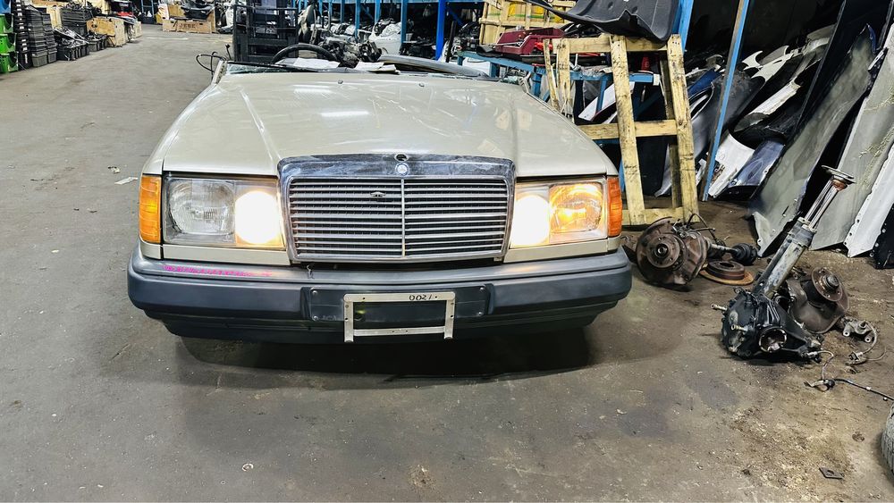 W124 авторазбор мерседес контрактный двигатель акпп бу запчасть акпп