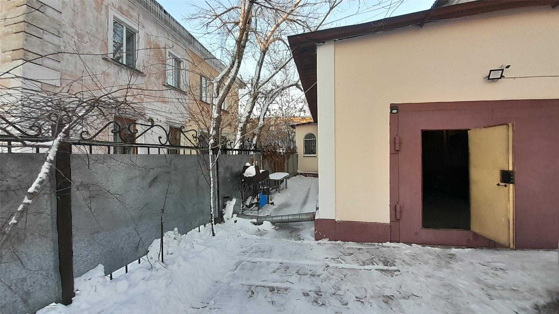 Продам  5-ти комн квартиру болгарского типа, блочный