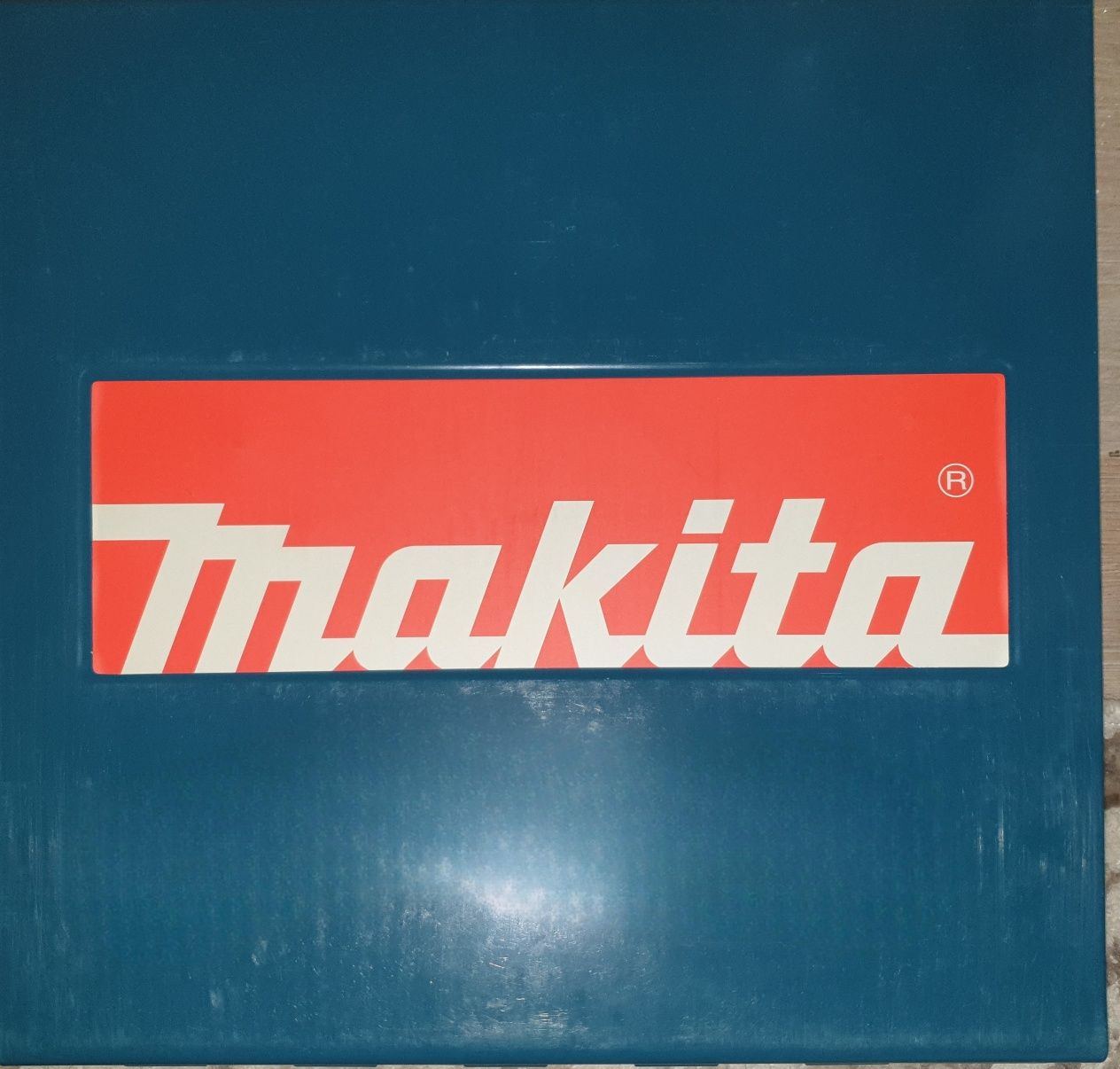 Вырубные ножницы по металлу, Makita JN3200