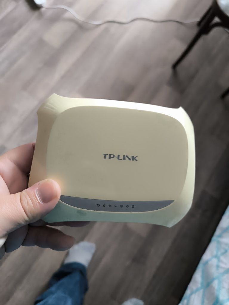 Продам wi fi роутер t-plink