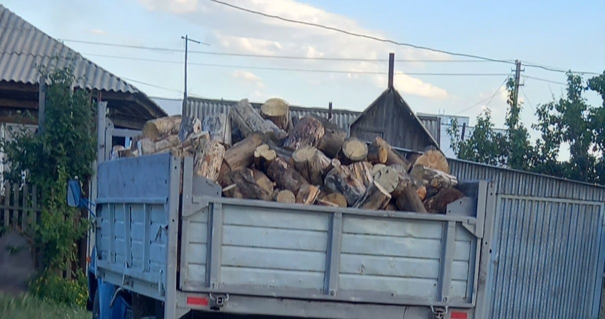 Дрова, чурки, в мешках доставка