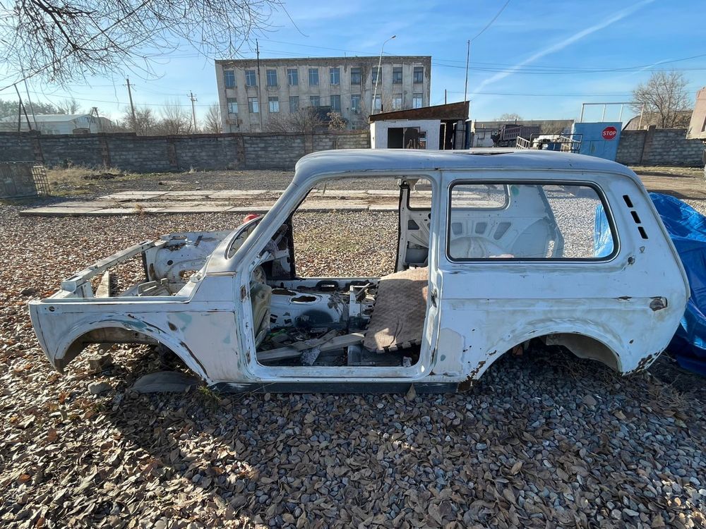 Продам ниву