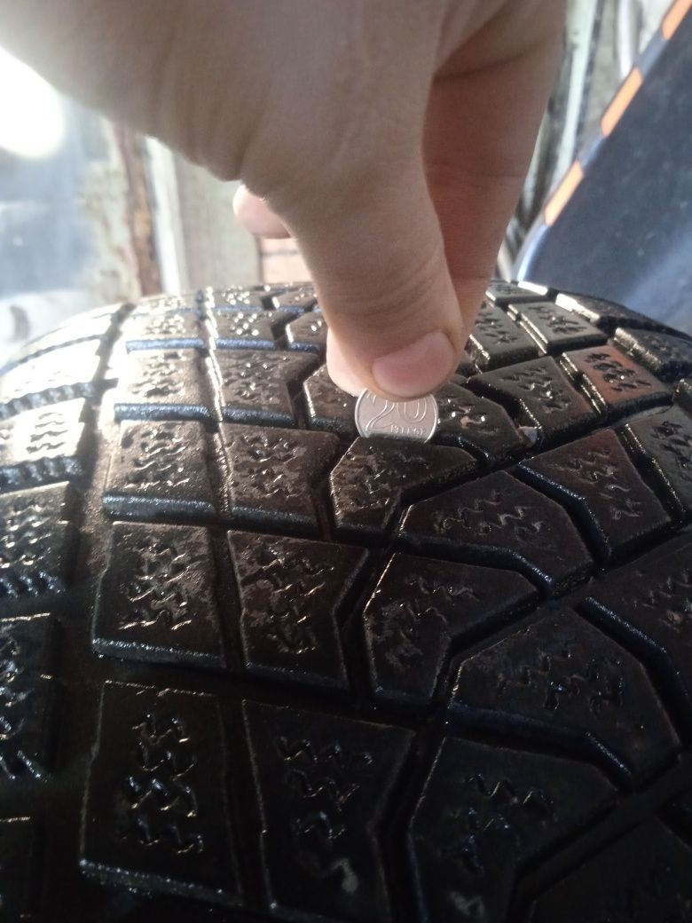 Комплект всесезонной резины 265/65R17