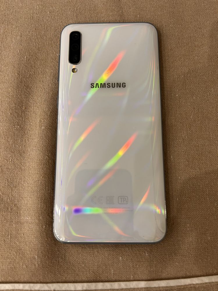 Samsung A-50 продается