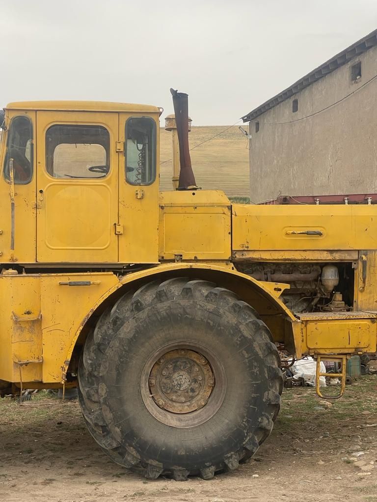 Кировец К 701...