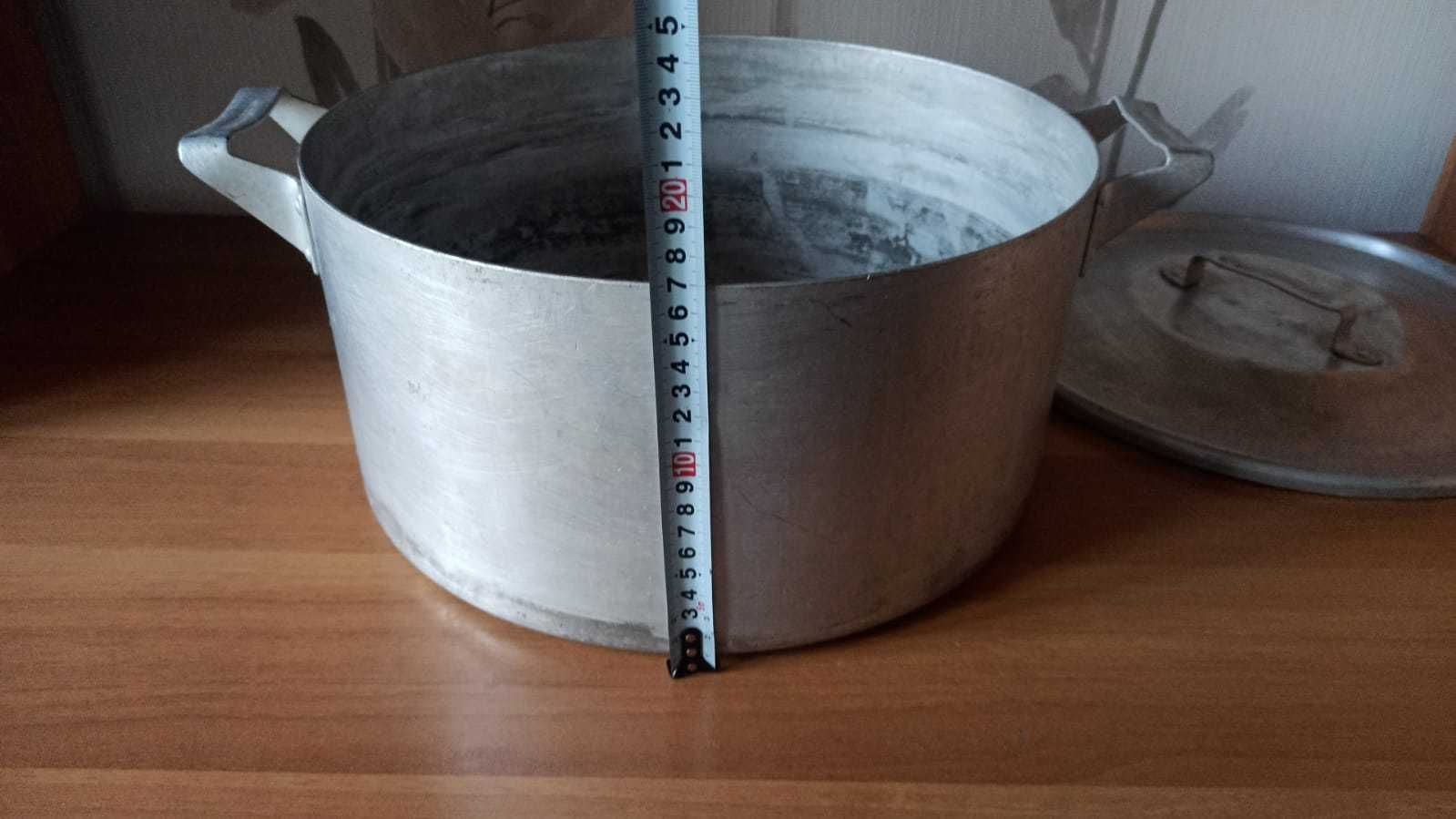 Большие кастрюли советские алюминиевые 15л и 12л.