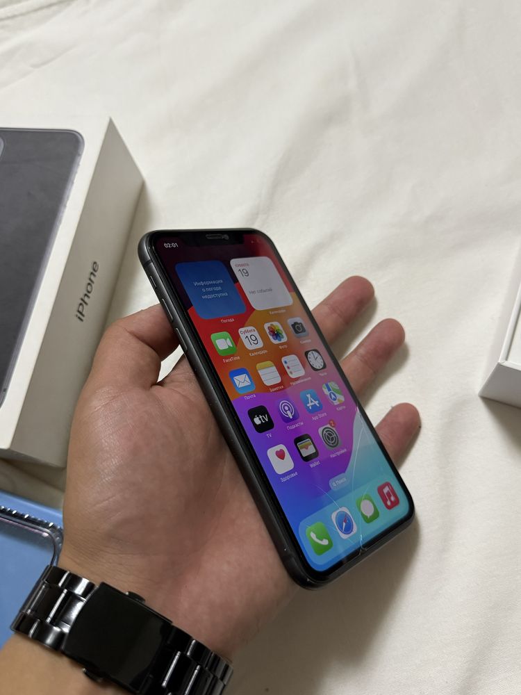 Продам iphone 11