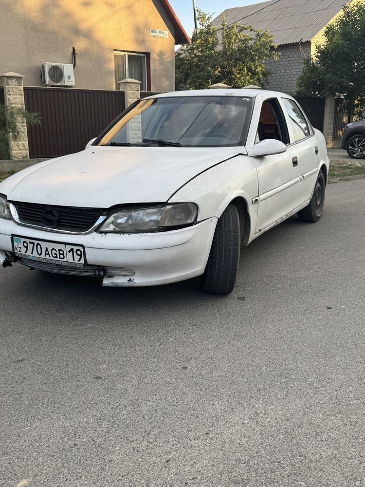 Продам машину opel vectra