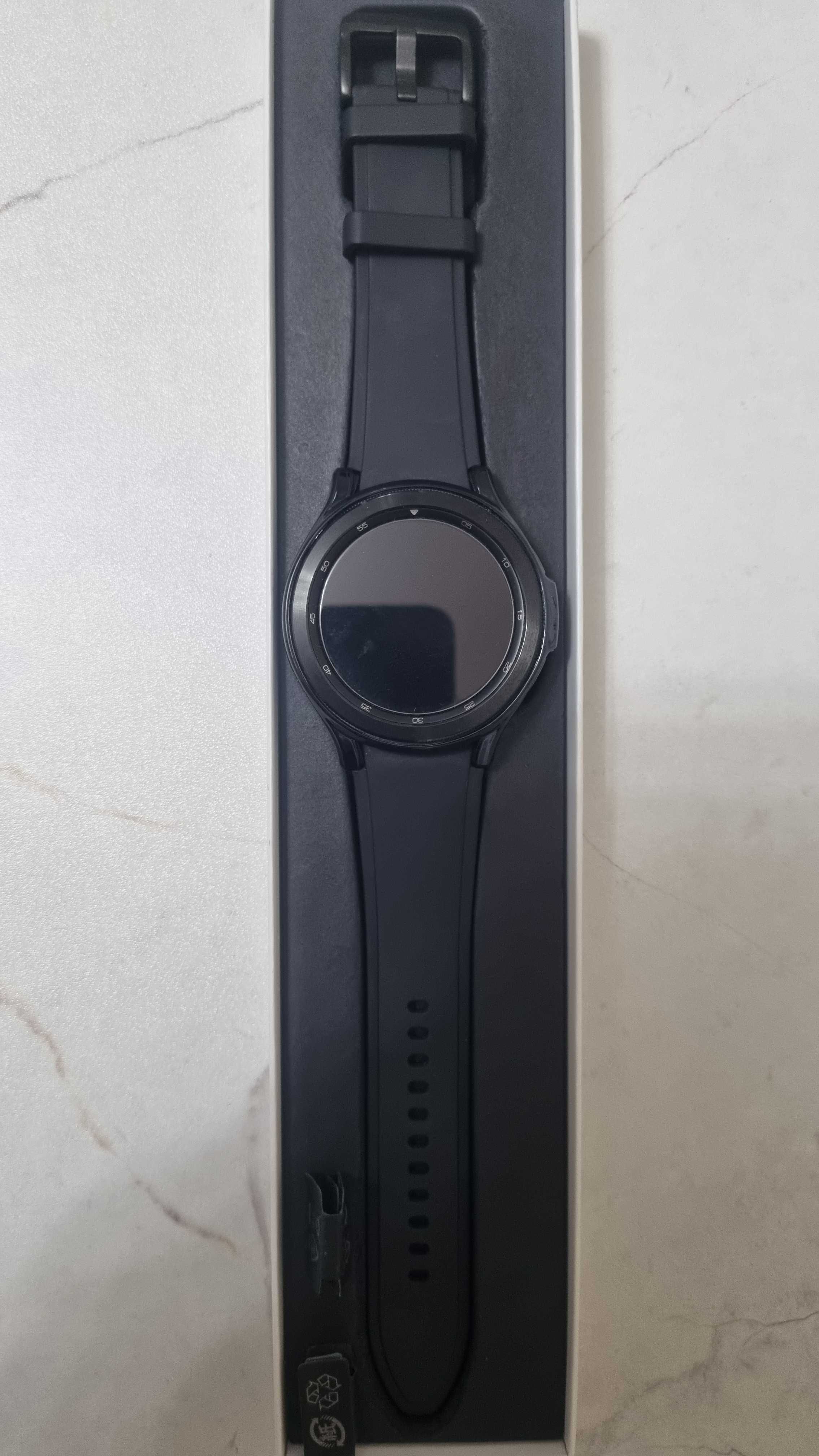Смарт часы Samsung Galaxy Watch 4 в новом состоянии 44mm.
