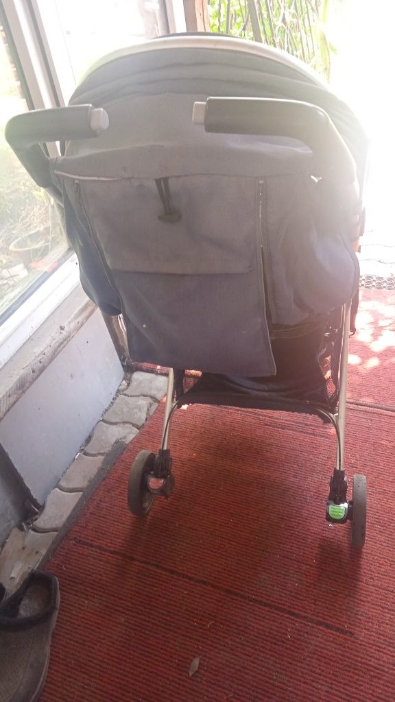 Продам коляски Б/у