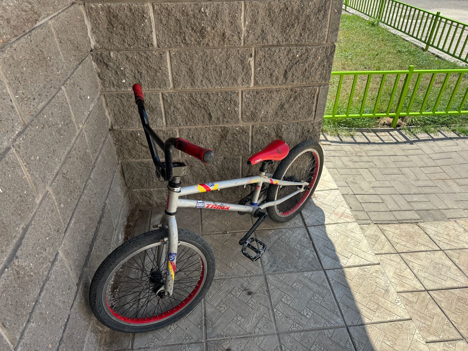 BMX ,Trinx S-200