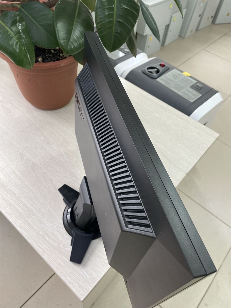 Монитор Acer для компьютера