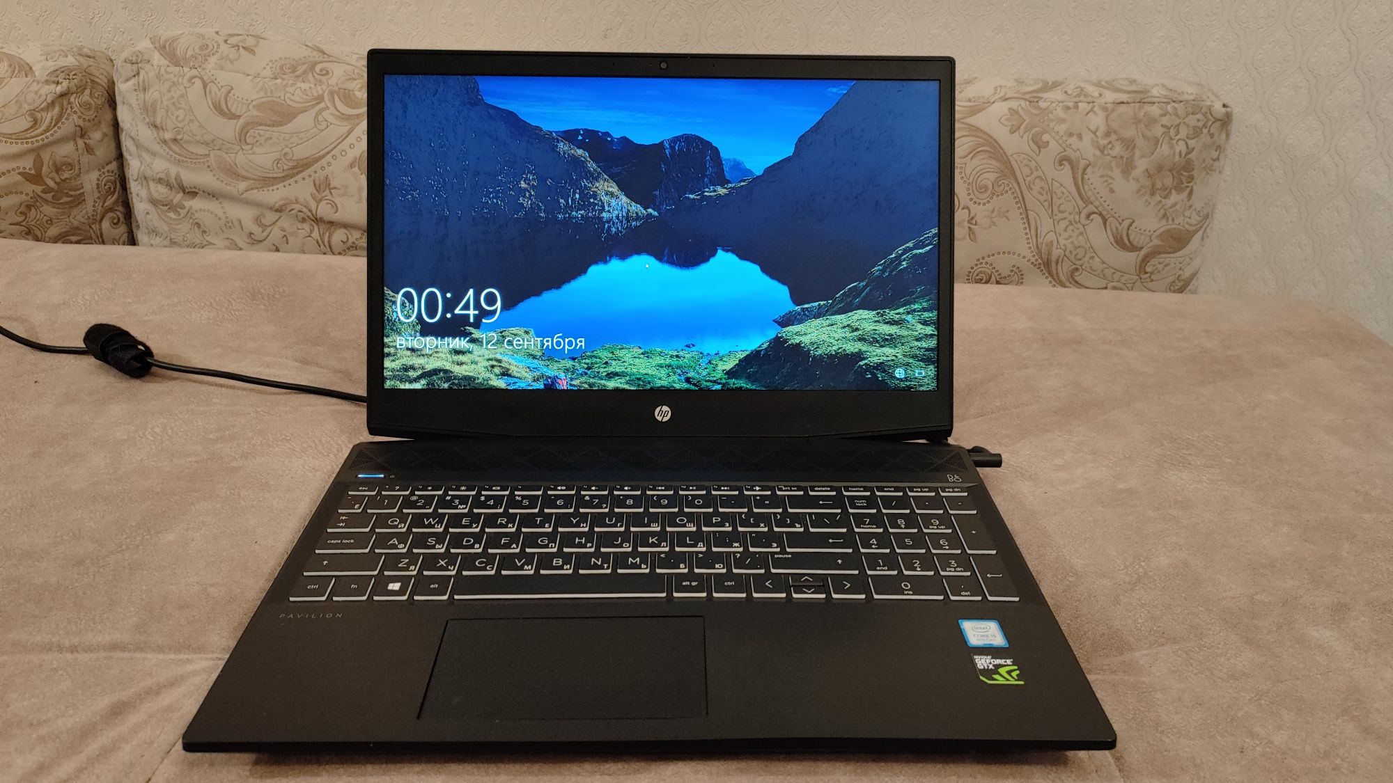 Продам ноутбук HP gaming pavilion 15