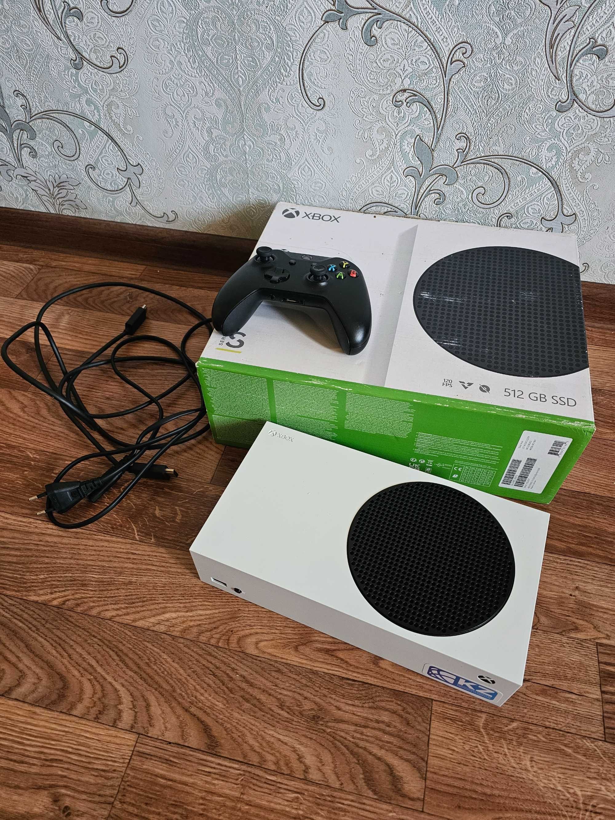 Xbox Series S хбокс сириес с продам игровую консоль