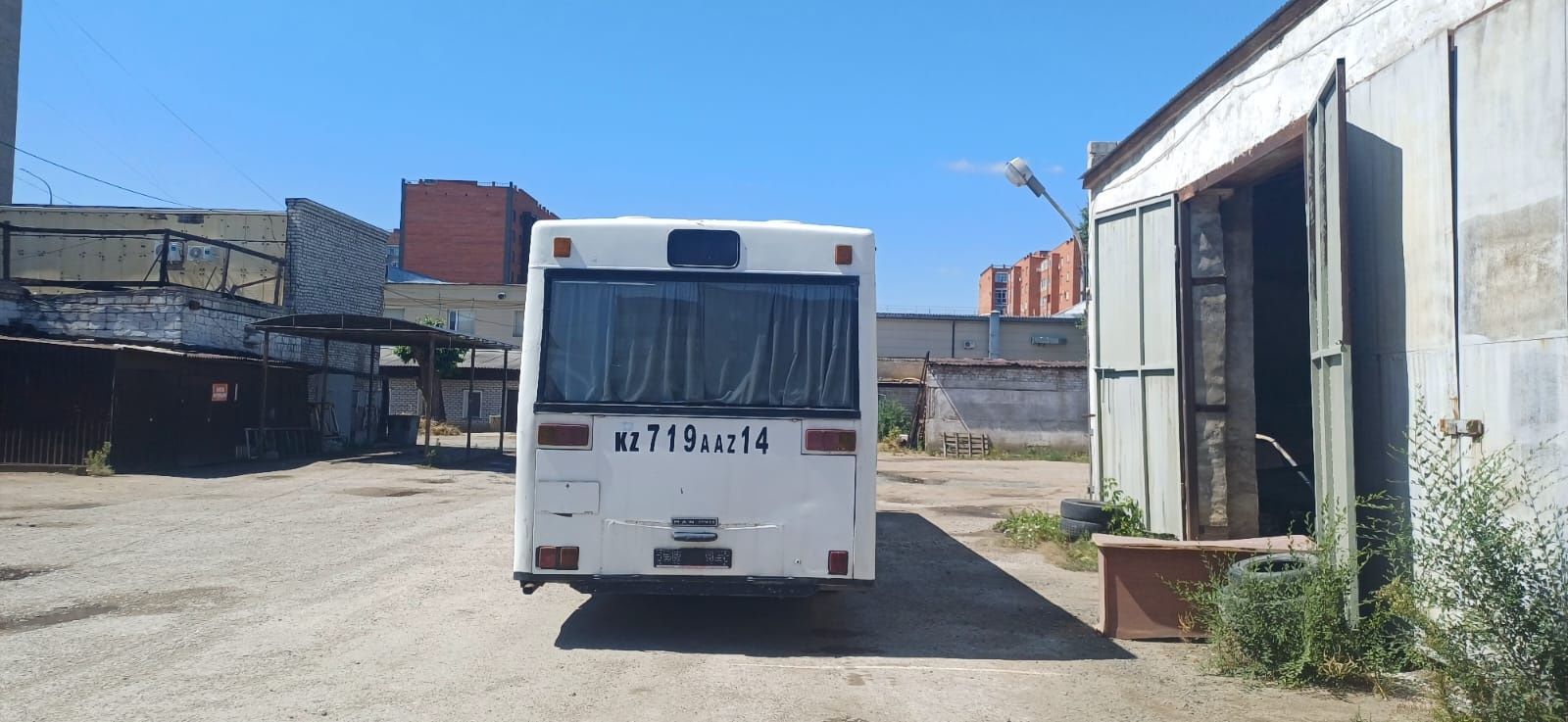 Продаю автобус Man SUE242