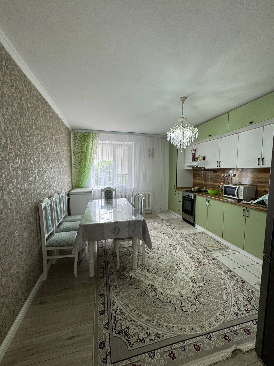Продам 3-х комн. квартиру по ул. А.Молдагуловой 11.