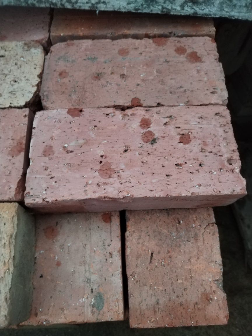 Продам кирпич кирпич