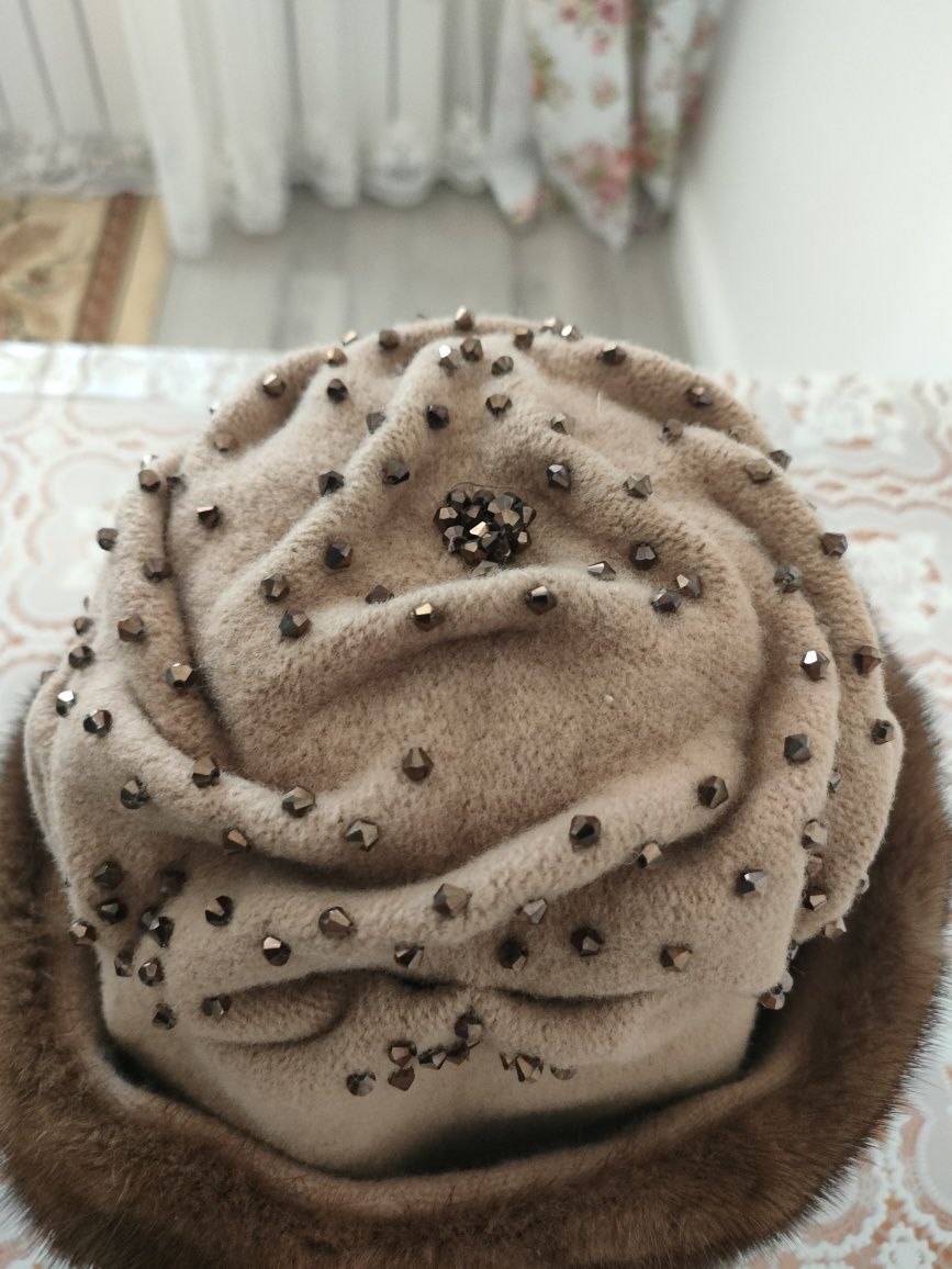 Шапка норковая женская