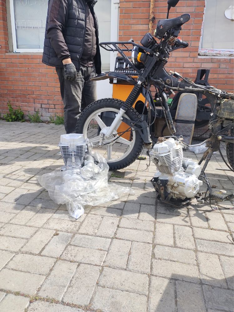 Мотоцикл Gsuzliki 200 куб новый матор