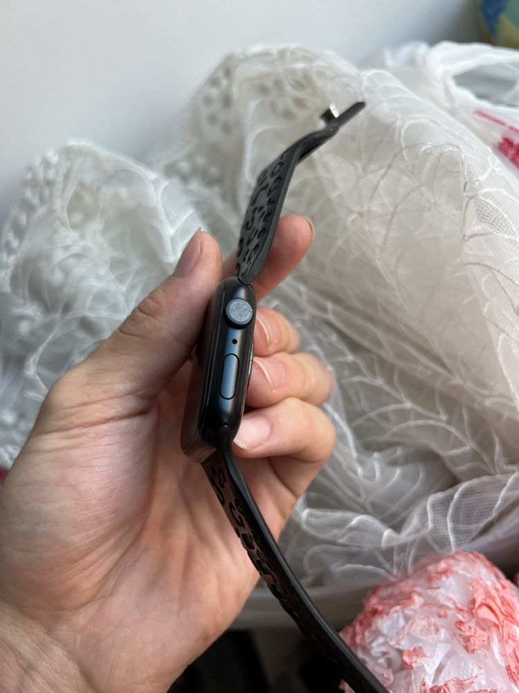 Apple Watch 7, 45 Mm
