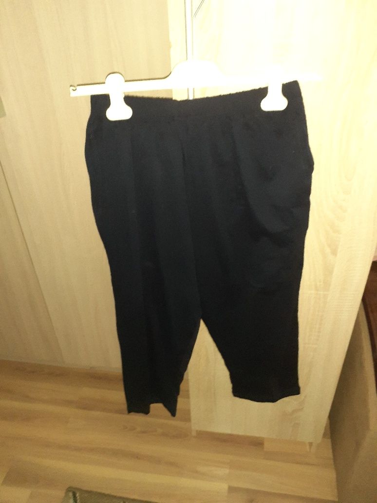 Продам спортивные костюмы