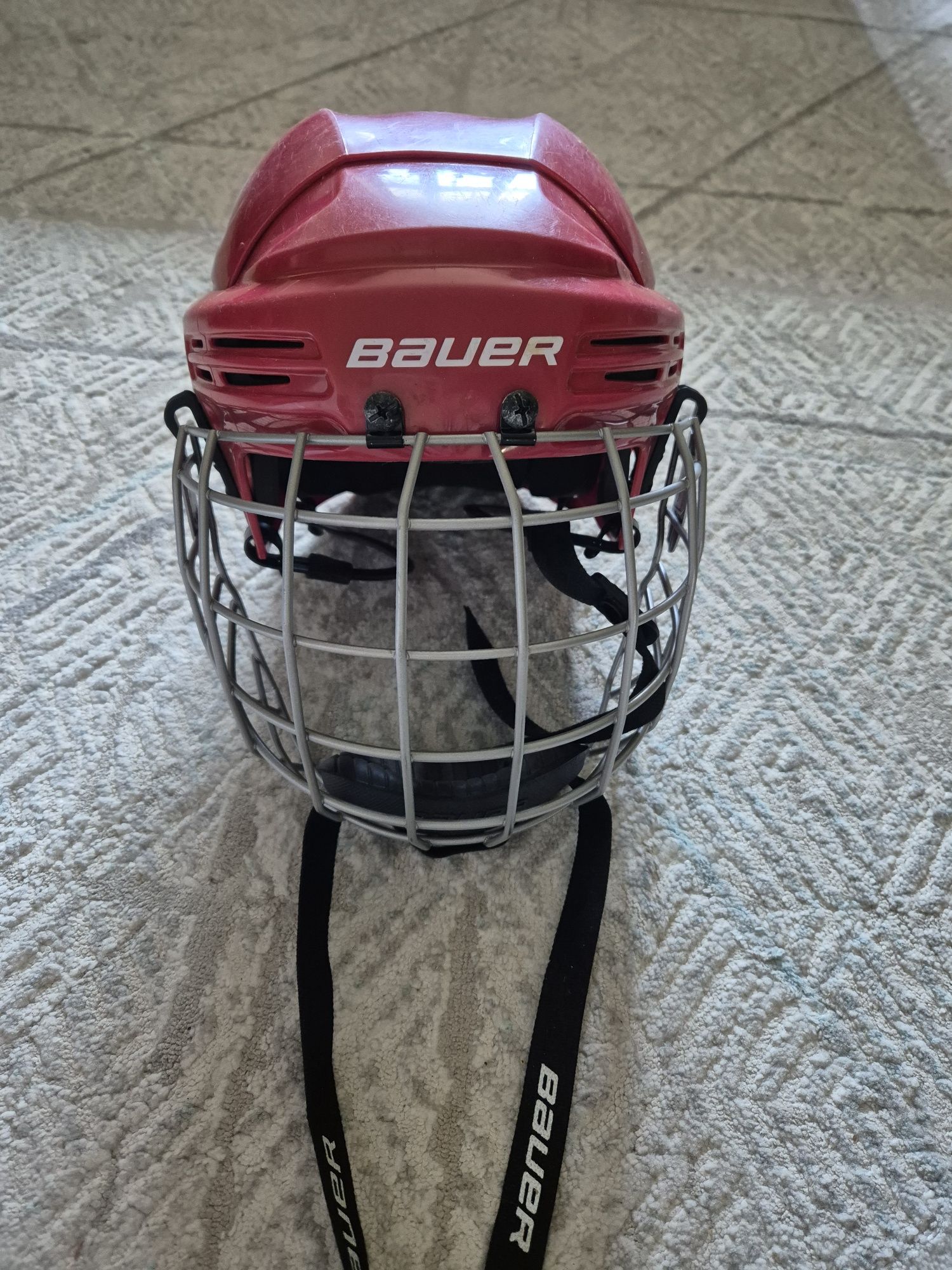 Продам хоккейный раздвижной шлем Bauer